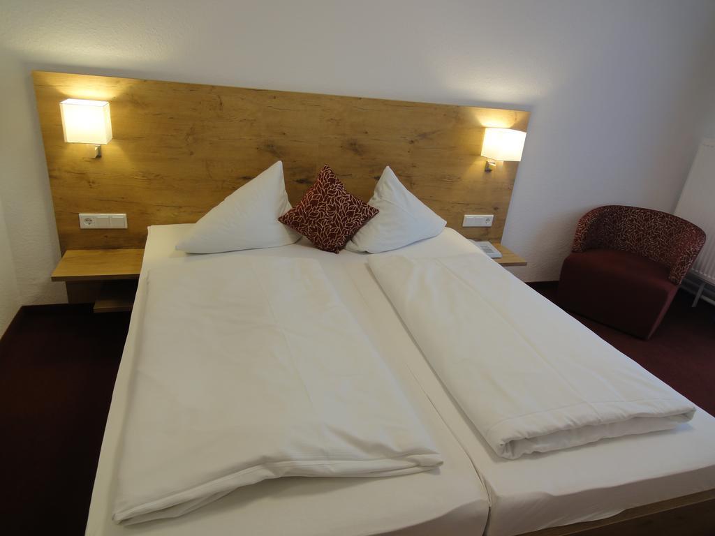 Hotel Krone 리라신겐보블린겐 외부 사진
