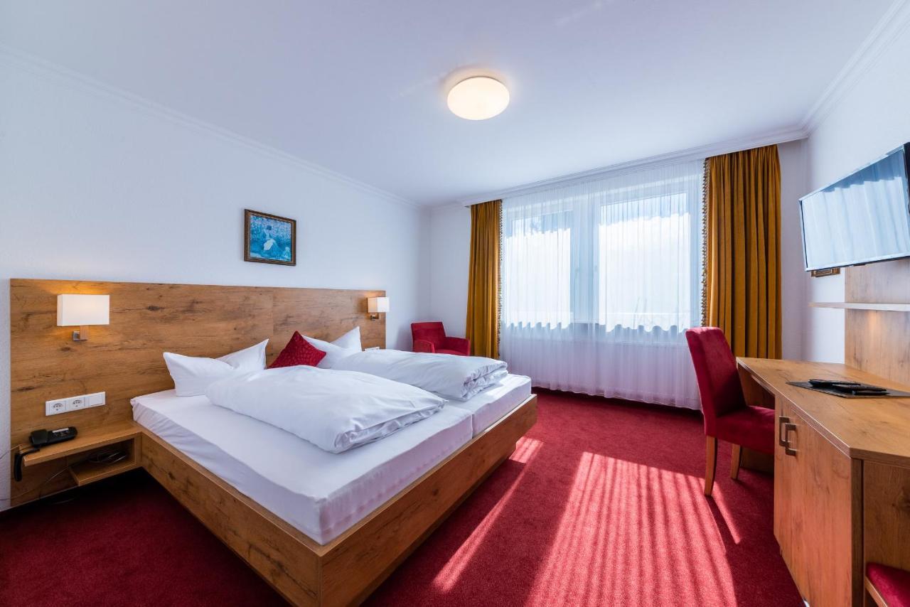 Hotel Krone 리라신겐보블린겐 외부 사진