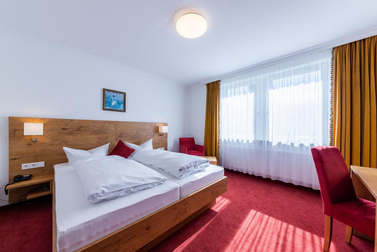 Hotel Krone 리라신겐보블린겐 외부 사진