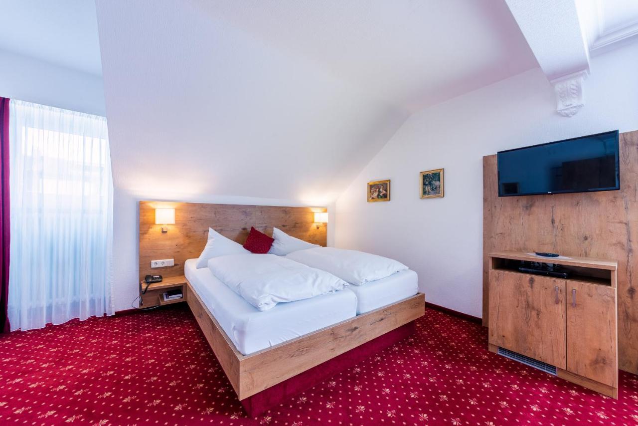 Hotel Krone 리라신겐보블린겐 외부 사진